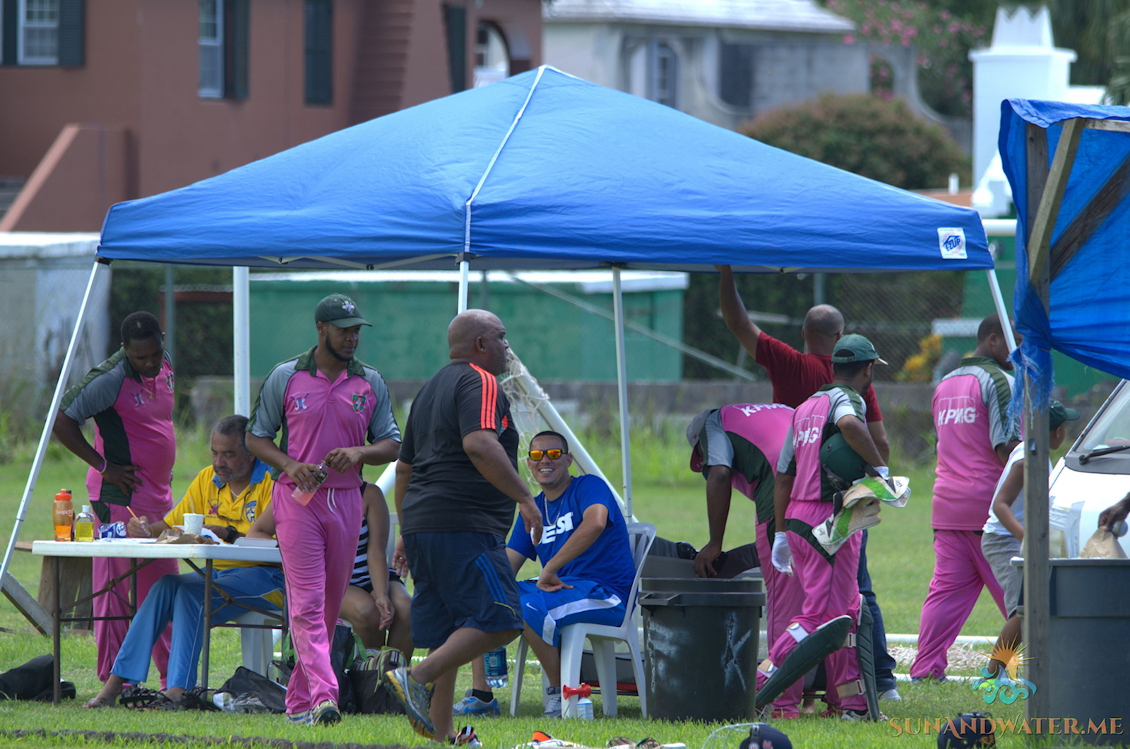 Somerset Bridge VS Flatts 2014(4)